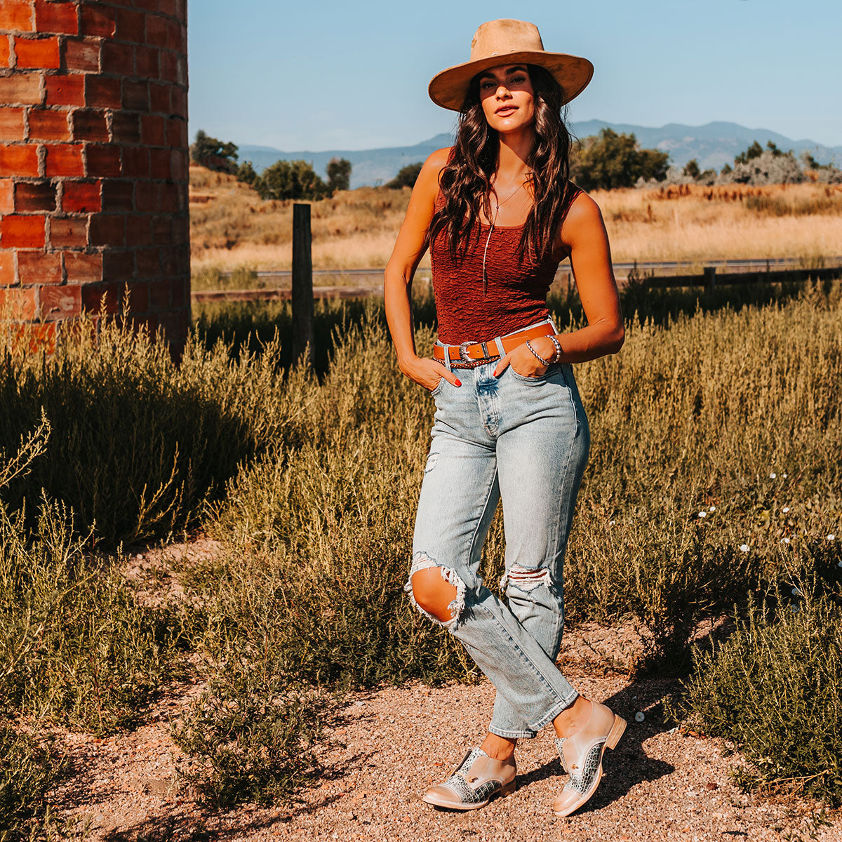 FREEBIRD women's Mabel turquoise multi two-toned low heel two tone oxford lifestyle image