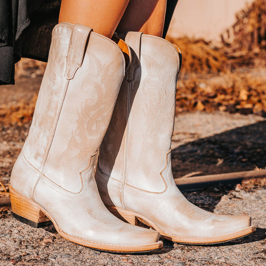 FREEBIRD women's Woody beige leather boot with stitch detailing and snip toe construction