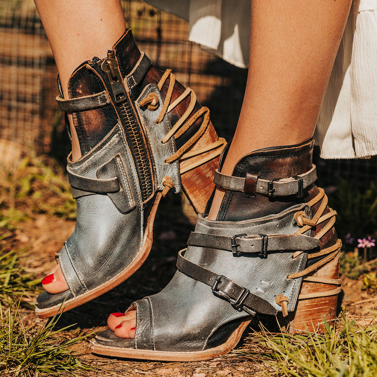 FREEBIRD women's Carterr ice multi sandal with back lacing and a front dip 