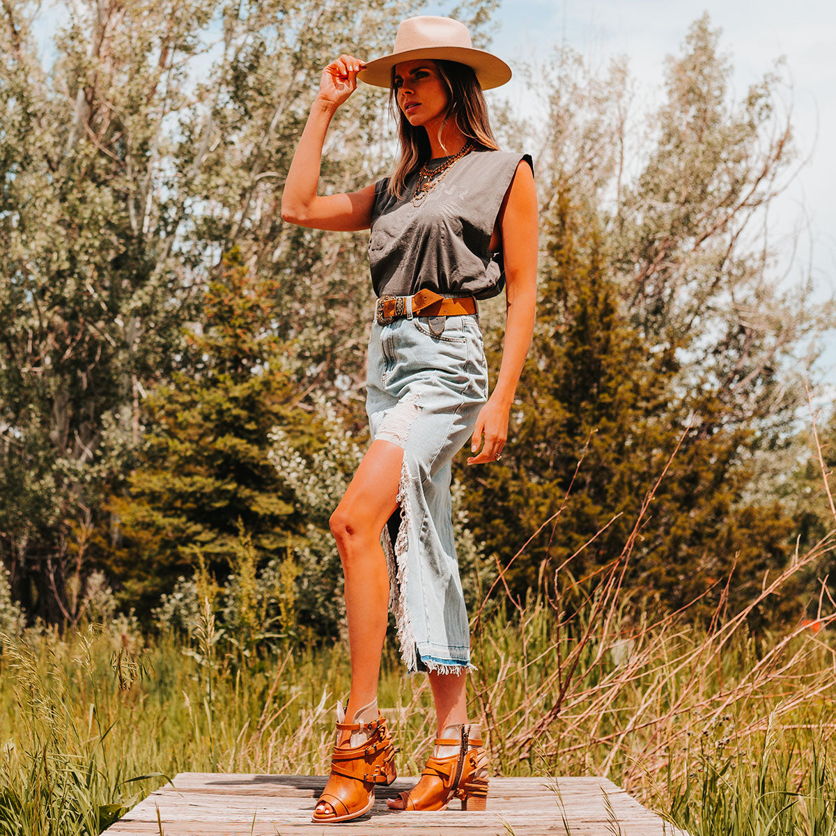 FREEBIRD women's Carterr tan multi sandal with back lacing and a front dip lifestyle