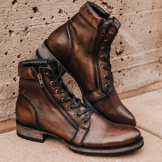 detail shoe image