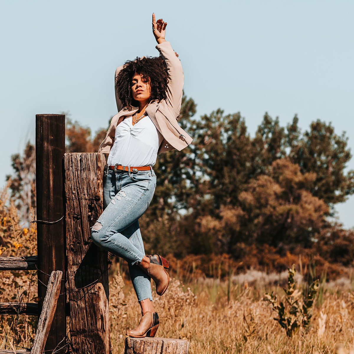 FREEBIRD women's Detroit taupe featuring inverted heel, front cut out dip, and two toned full grain leather lifestyle image
