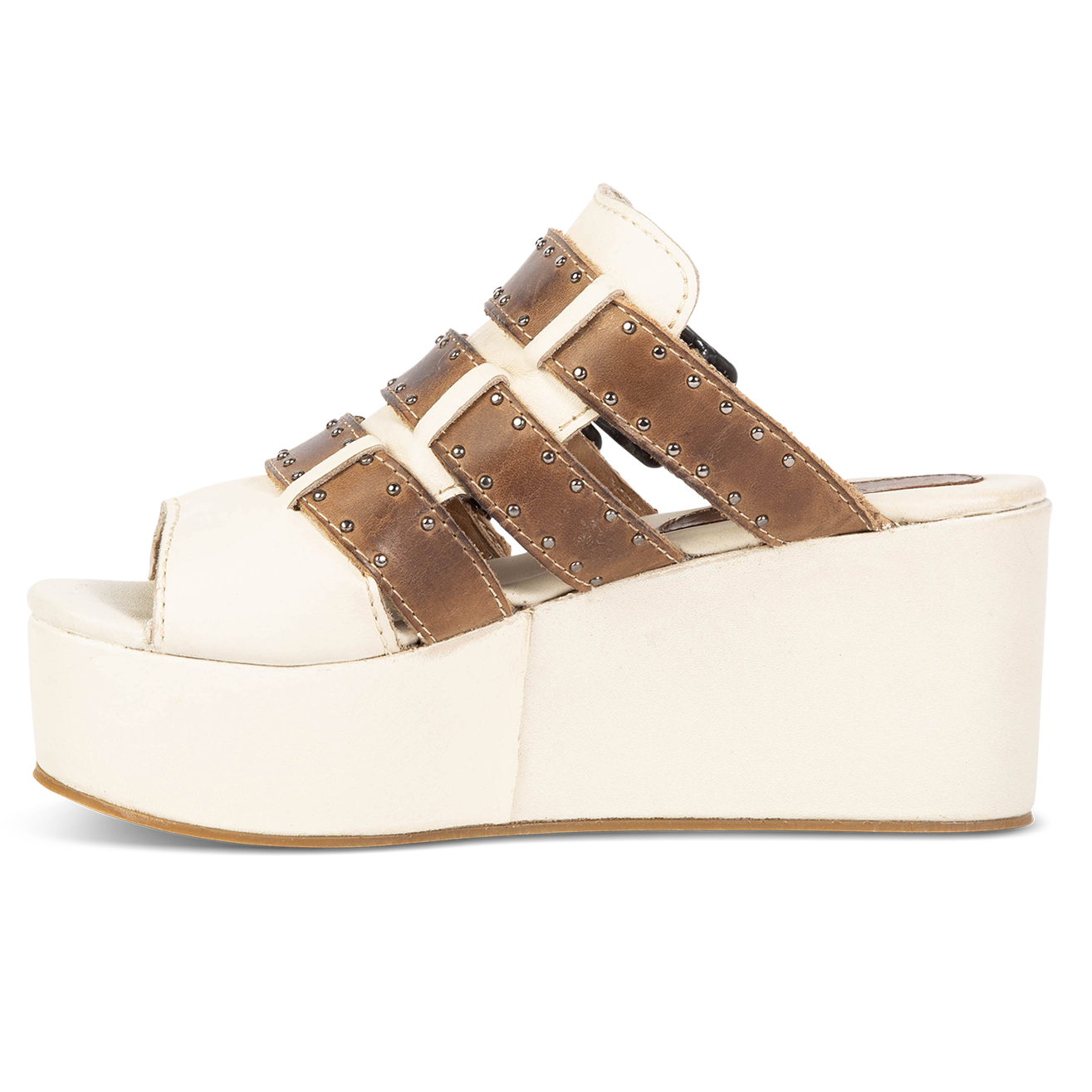 Inside view showing block heel on FREEBIRD women's Landi beige platform sandal
