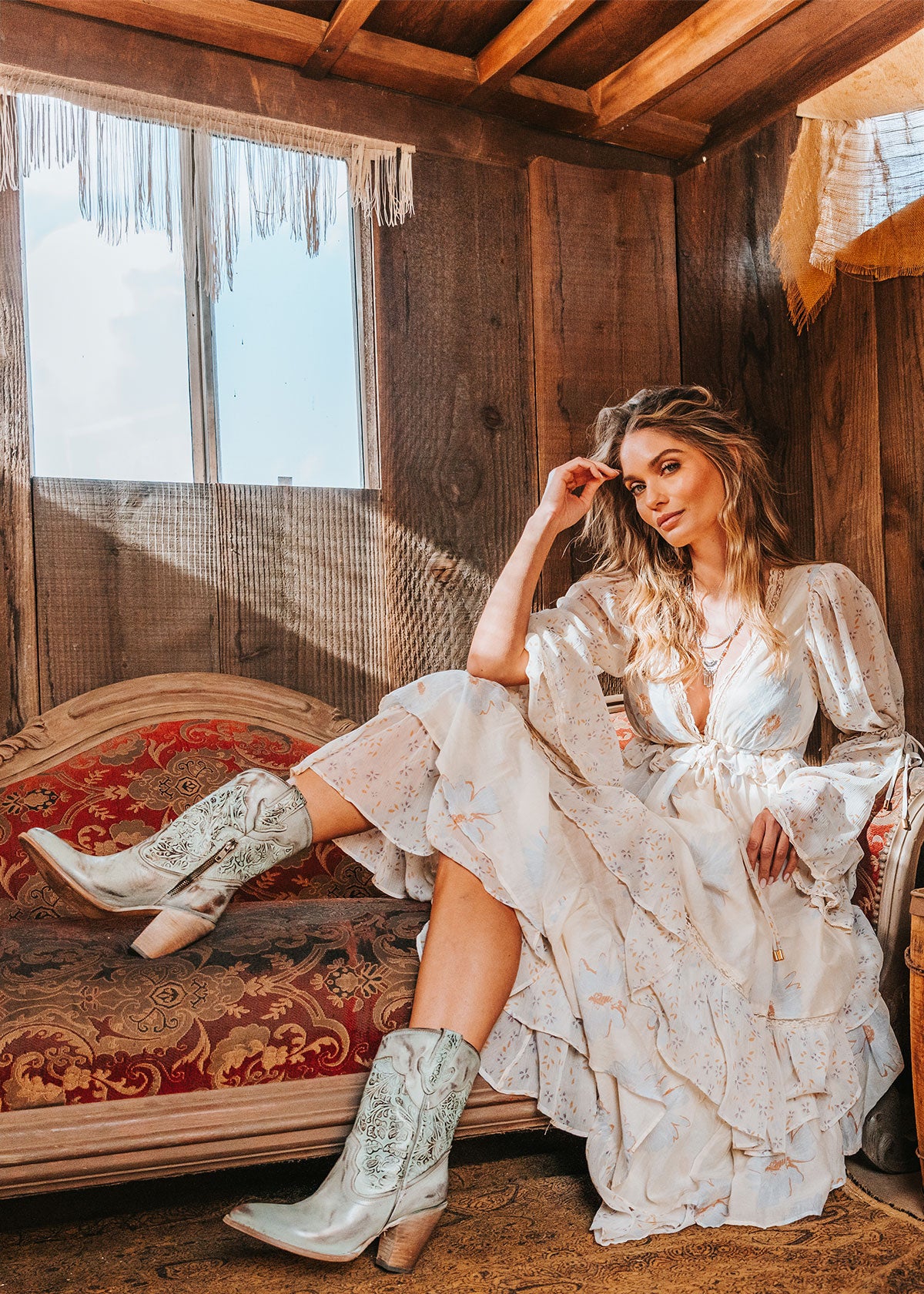 SHOP LORETTA