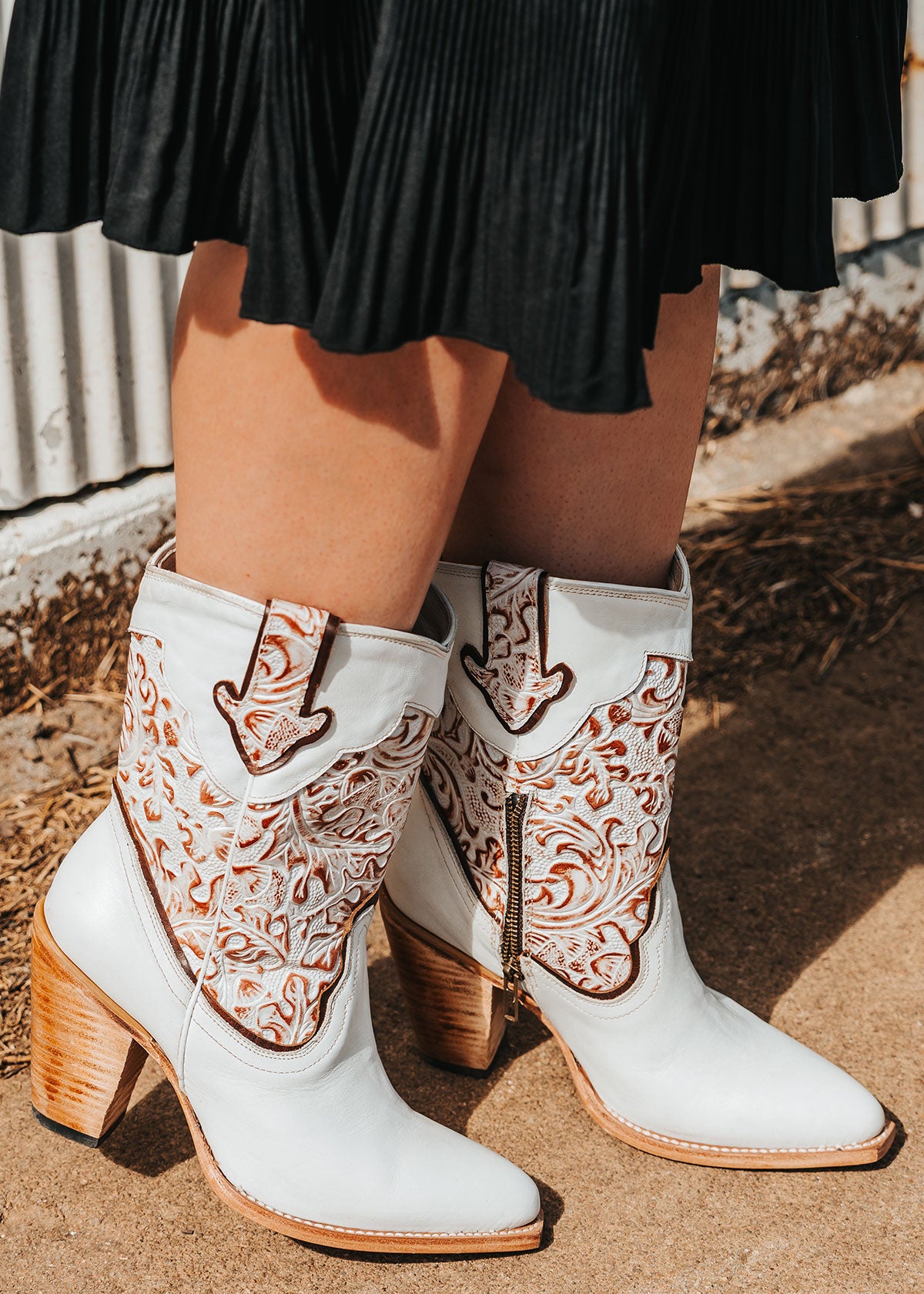 SHOP LORETTA