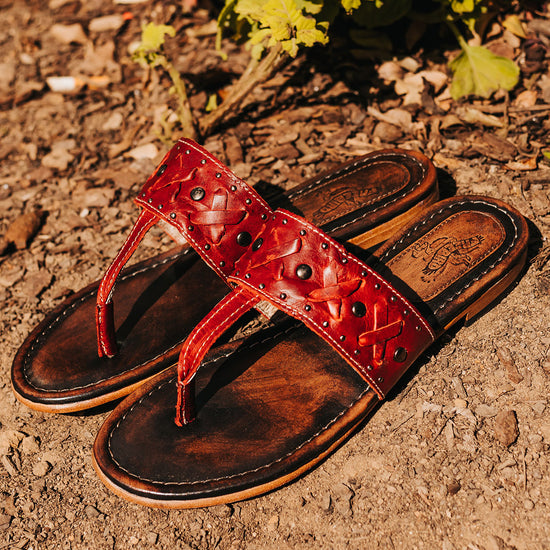 detail shoe image
