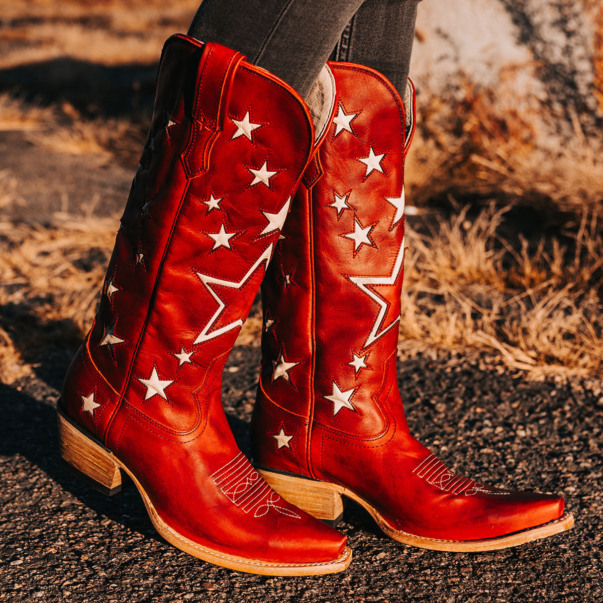 FREEBIRD women's Starzz red multi leather cowboy boot with two-toned leather star inlay detailing traditional stitching and snip toe construction