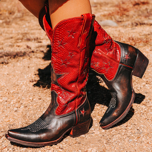 FREEBIRD women's Starzz red leather cowboy boot with two-toned leather star inlay detailing traditional stitching and snip toe construction