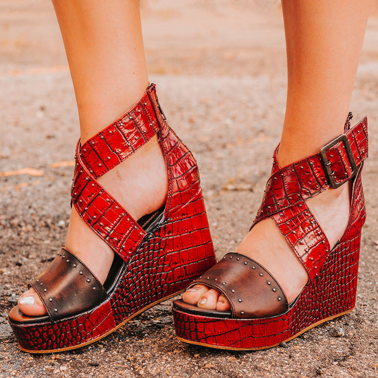 detail shoe image