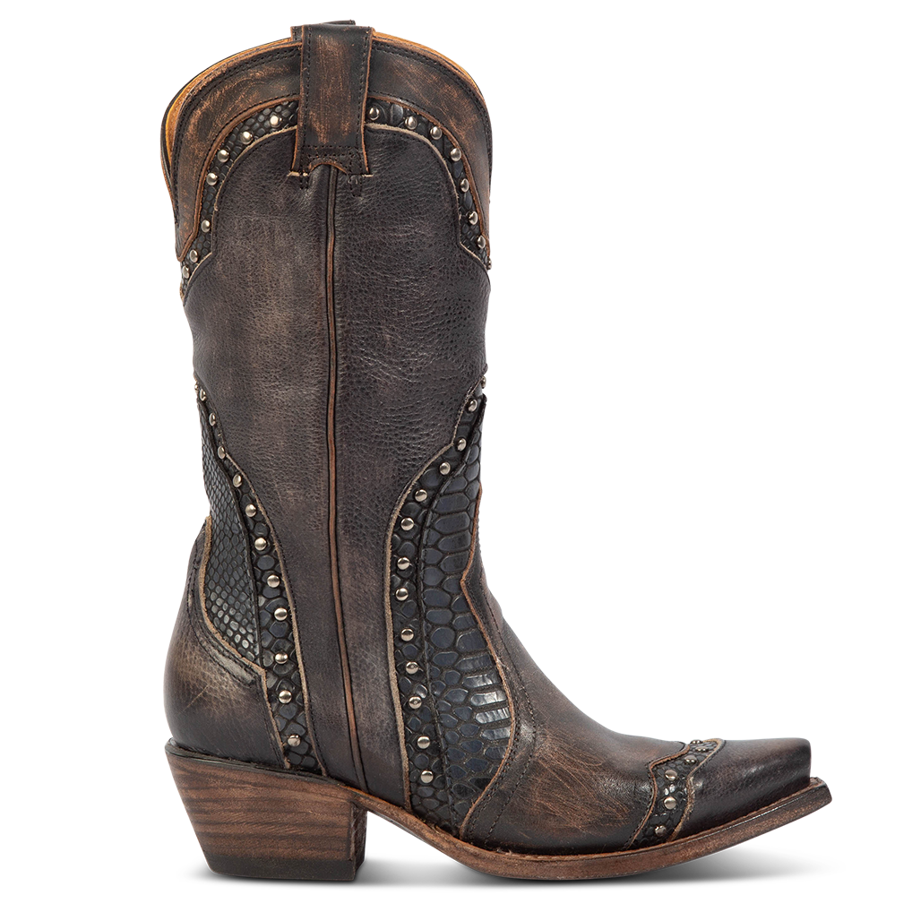 FREEBIRD women's Warner black leather western cowboy boot with embossed detailing and snip toe construction