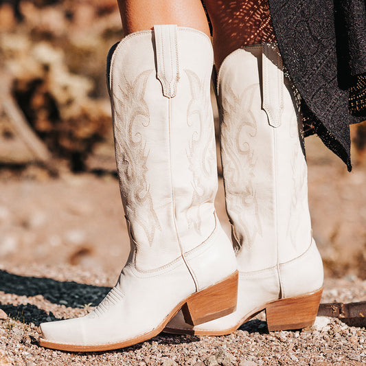 FREEBIRD women's Woodland beige leather cowboy boot with stitch detailing and snip toe construction