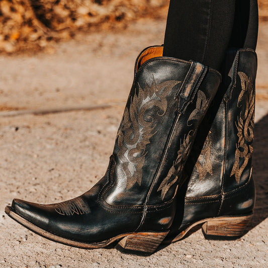 FREEBIRD women's Woody black leather boot with stitch detailing and snip toe construction