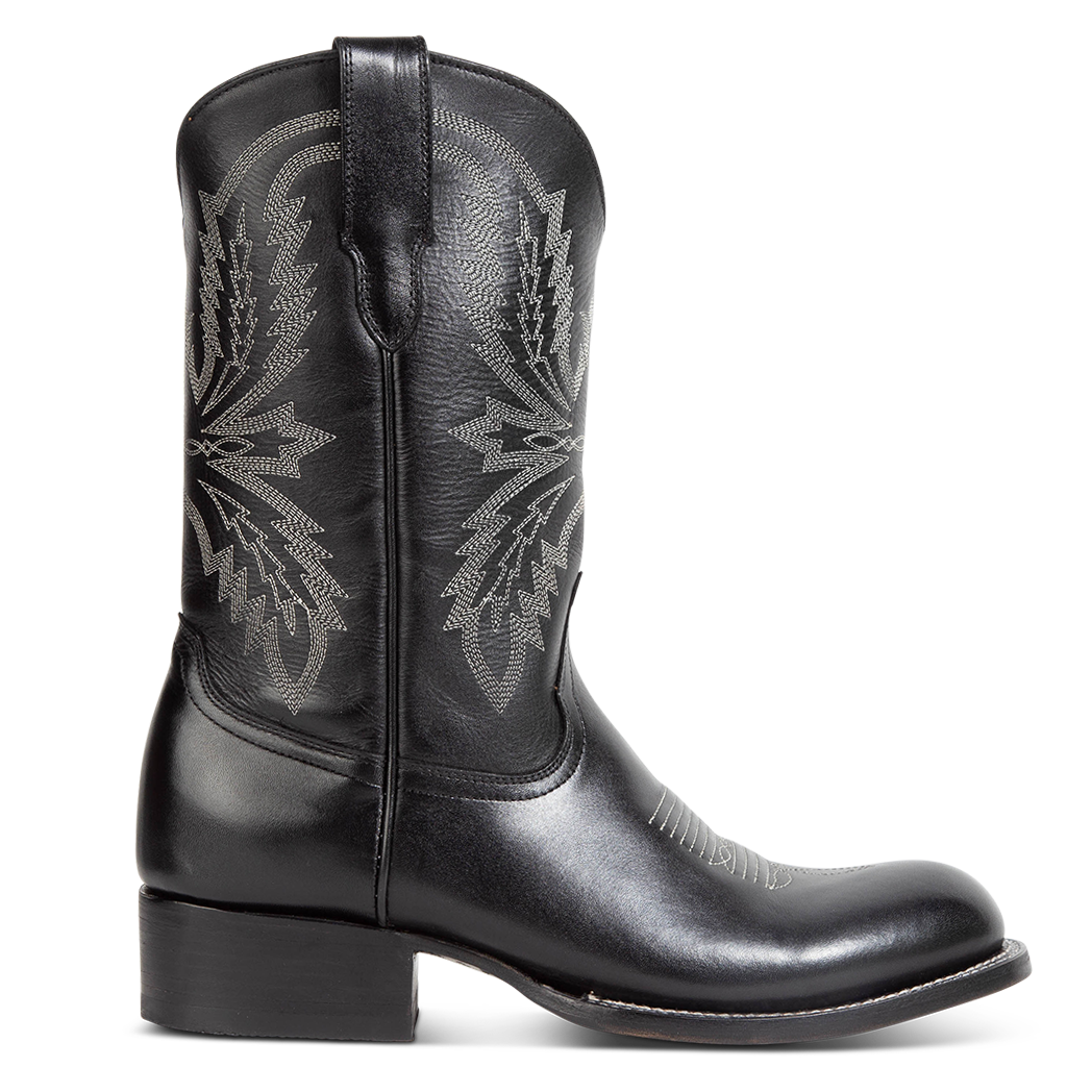 FREEBIRD men's Bison Black featuring a round toe, unique shaft stitch detailing, pull straps, and a traditional toe stitch