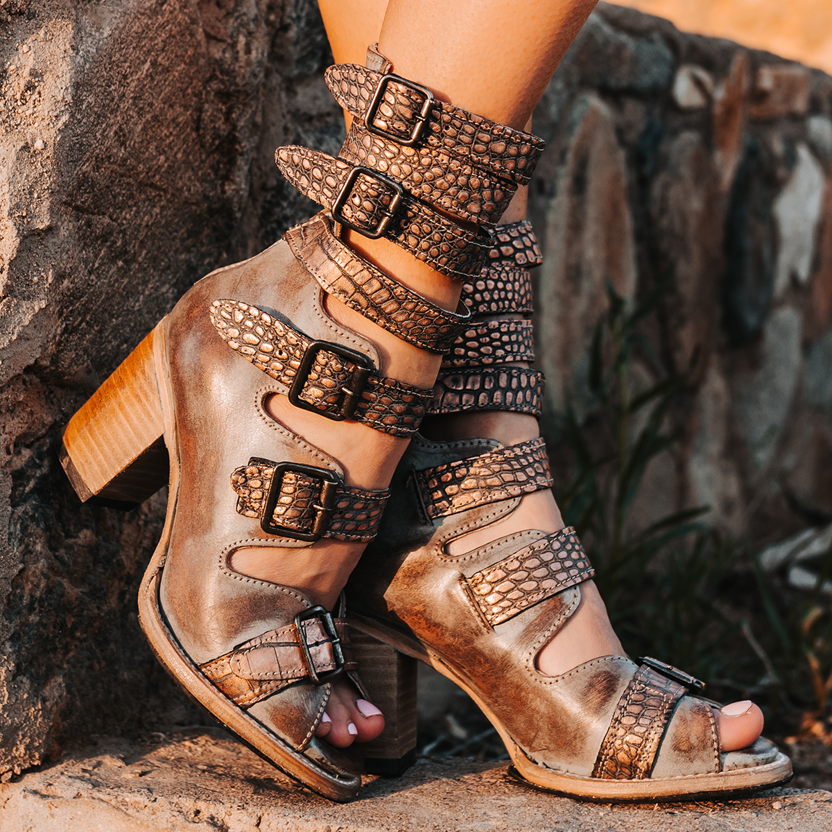 FREEBIRD women's Bond blush croco multi sandal with fashion straps and stacked heel