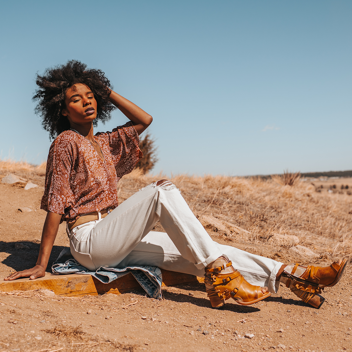 FREEBIRD women's Carterr tan multi sandal with back lacing and a front dip lifestyle