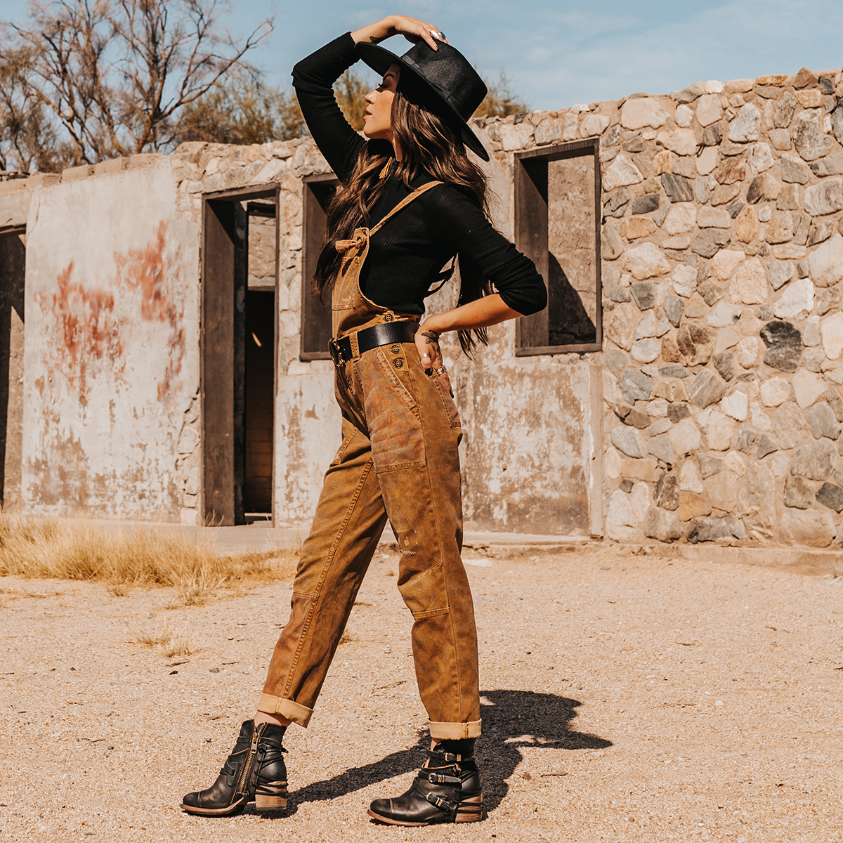 Distressed leather deals ankle boots womens