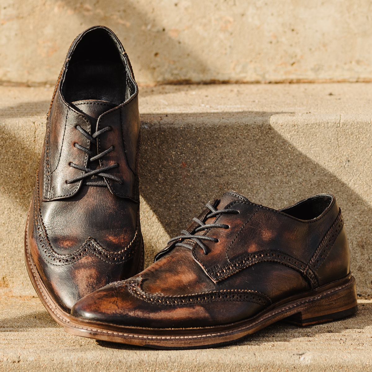 Distressed 2025 leather shoes