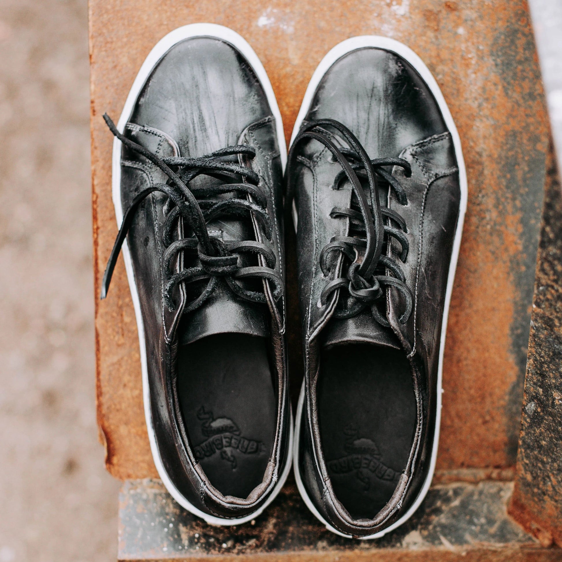 FREEBIRD men's Newport stone front lacing rubber sole sneaker